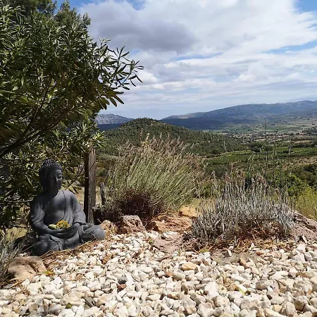 木屋 Yourte Nature / Saint Roch *