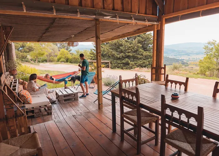 Yourte Mongole Insolite - Saint Roch בקתה Tuchan